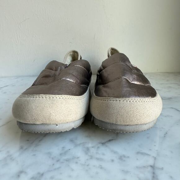 Hunter Insulated Quilted Slip-On Shoes Metallic Bronze – Women’s 10 - Picture 3 of 9